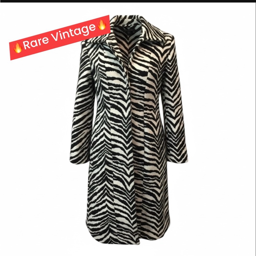 Allegra da Verio Vintage Rare Zebra Print Long Coat